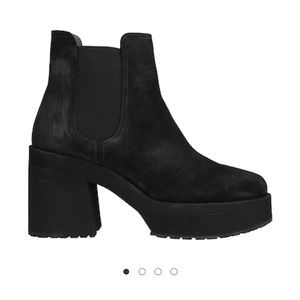 Janet Sports Boots size 38